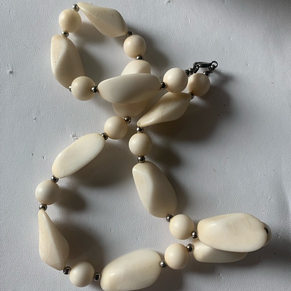 Necklace bead choker white vintage - Picture 4 of 8